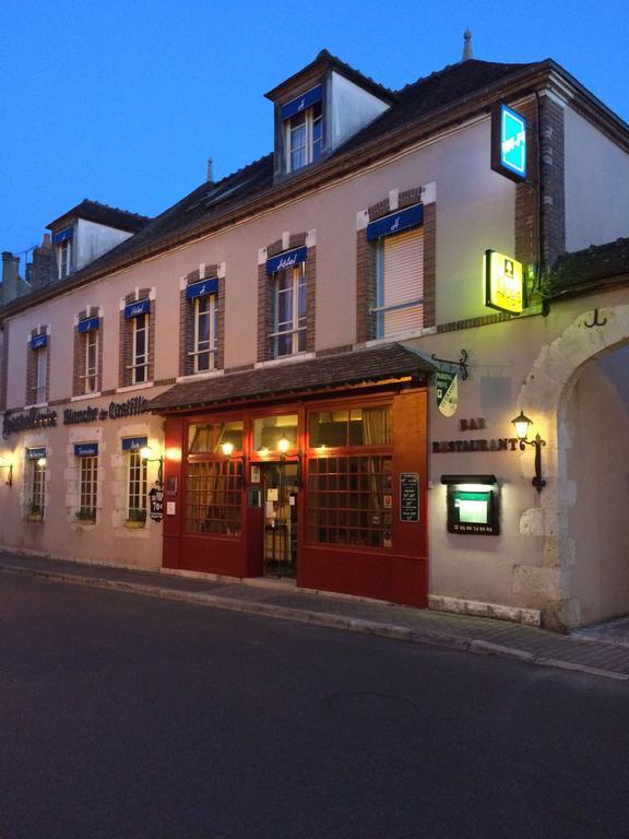 Blanche De Castille Bléneau Exteriér fotografie